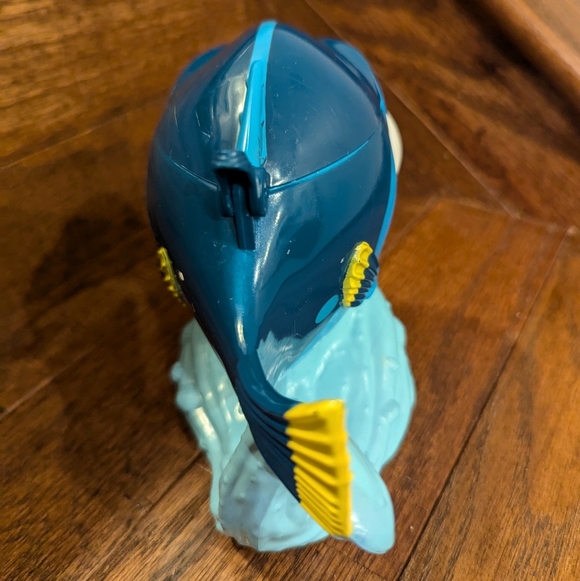 Disney Finding Nemo Sparkle Nemo Clown Fish Plush & Finding Dory Mug - Picture 3 of 12